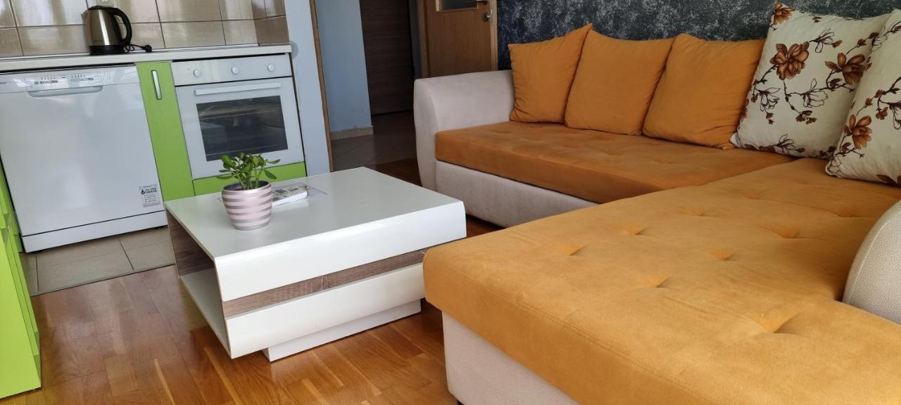 Naki Apartmani Подгориця Екстер'єр фото