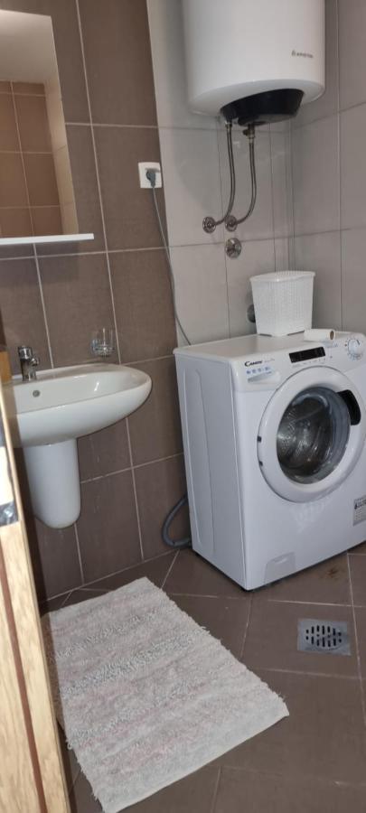 Naki Apartmani Подгориця Екстер'єр фото