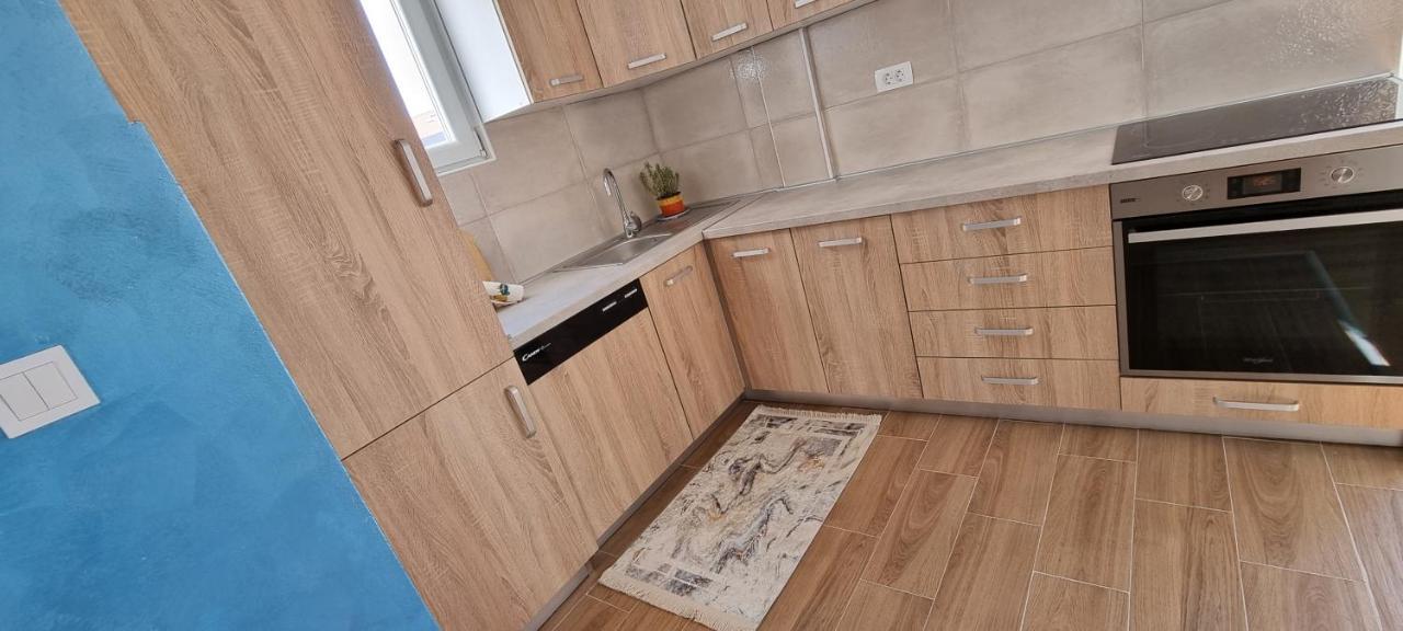 Naki Apartmani Подгориця Екстер'єр фото